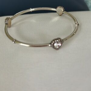Beautiful Brighton Bangle with hearts.EUC.
Worn once,